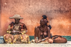 HIMBA  and HUTU WOMEN at Marketplace
